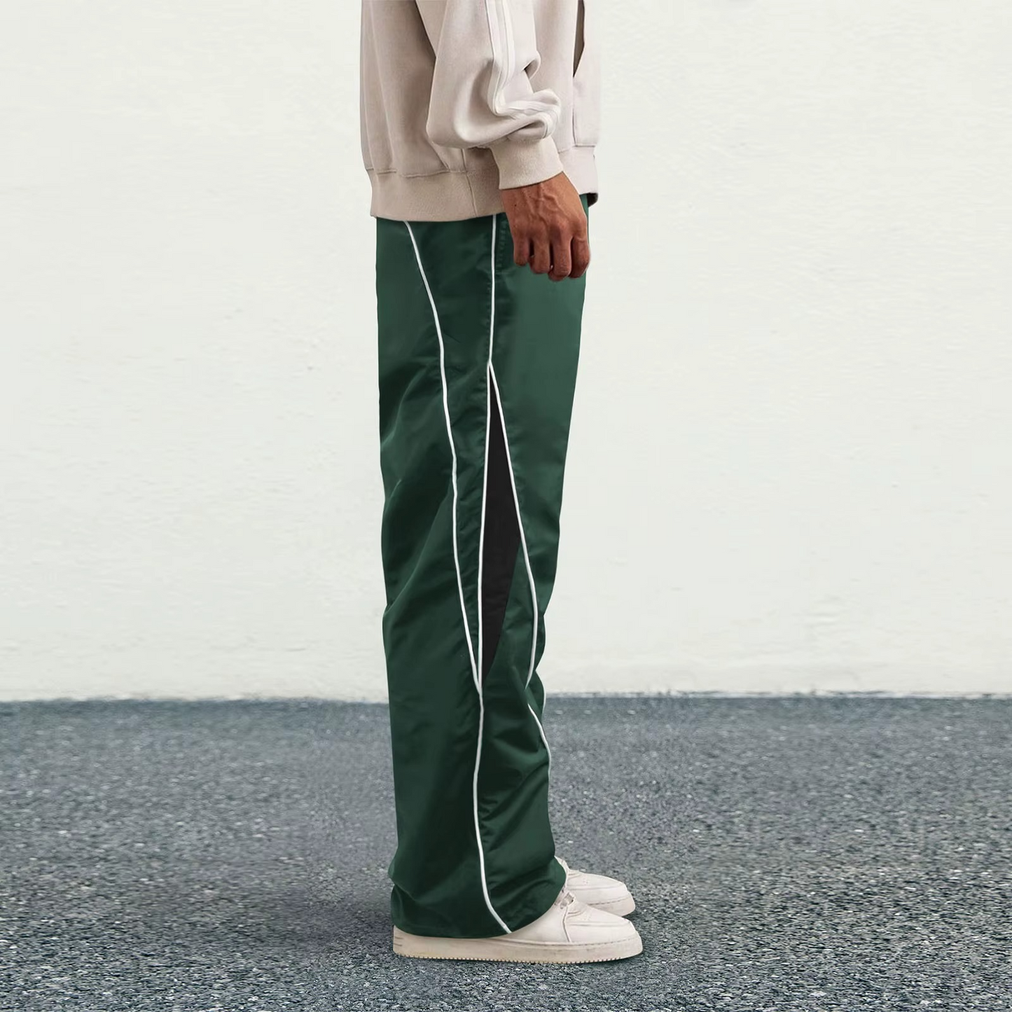 MOHR. VINTAGE BAGGY TRACKPANTS